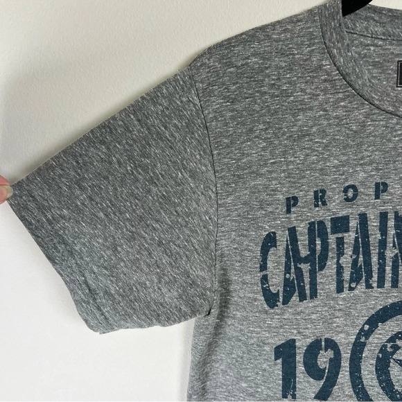 Marvel Mens Captain America Graphic T-Shirt Gray Heather Super Hero Comics Small - Picture 4 of 9